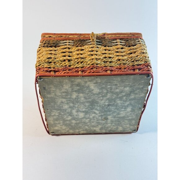 Woven Vintage Sewing Basket Pink Satin Lined Box w/ Wooden Dividers - Picture 7 of 11
